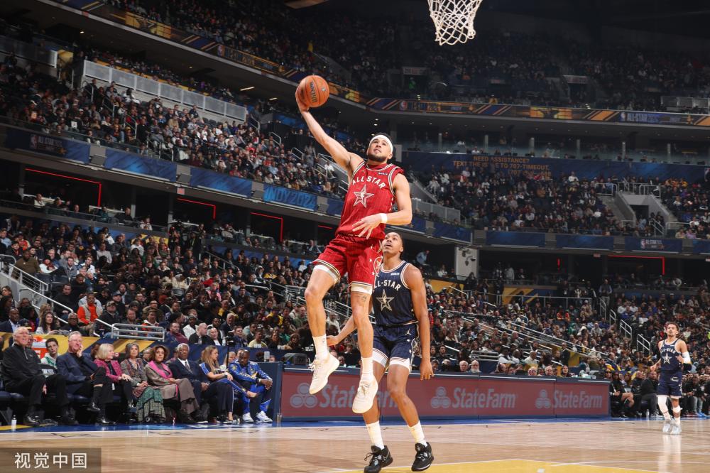 年轻的多梅 年轻的多梅