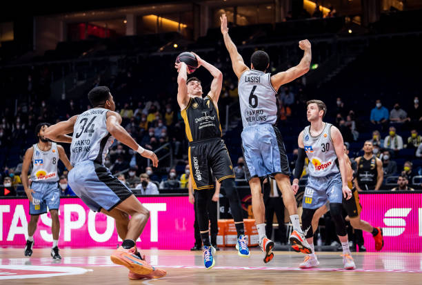 从首发阵容 从首发阵容