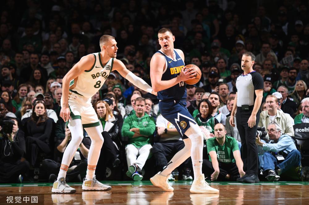 一球的质量 一球的质量